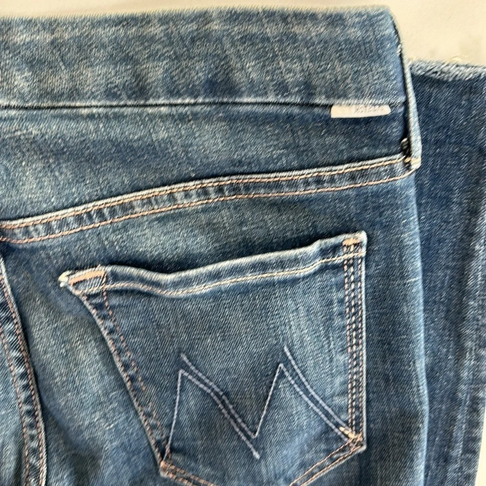 MOTHER The Looker Ankle Fray Skinny Jean in Girl Crush size 27 Raw Hem